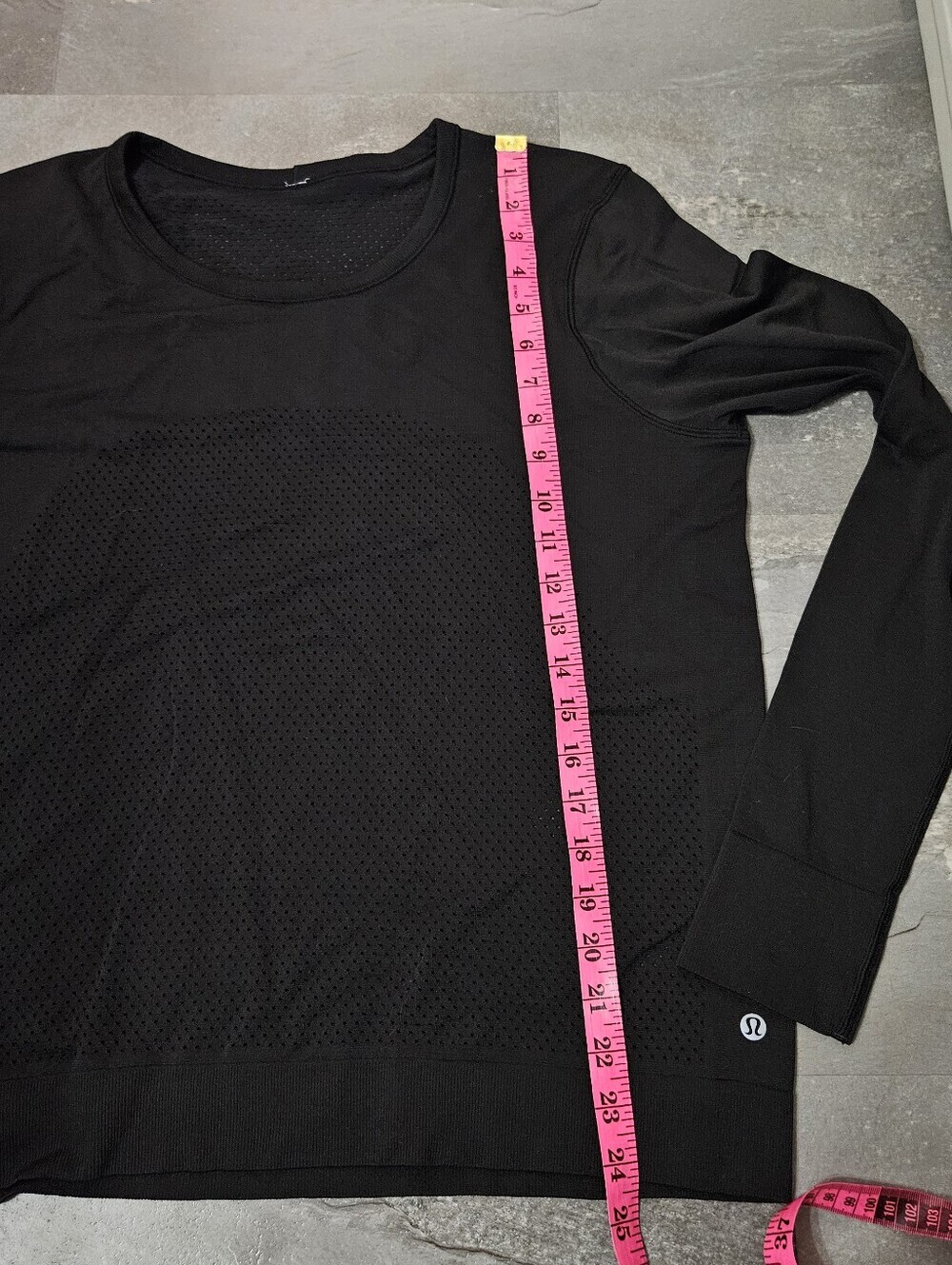 Lululemon Breeze By Long Sleeve Shirt. Black. Oversized Loose Fit. Size 10. - Picture 7 of 7